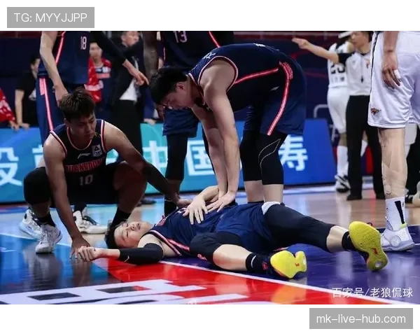 篮球合理冲撞规则的核心定义及实际比赛中的判罚尺度详解